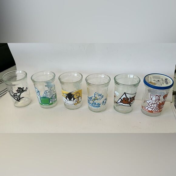 6 Welch's Grape Jelly Jar Cups Vintage Nostalgia Cups 
Looney Toons Characters - Picture 1 of 8